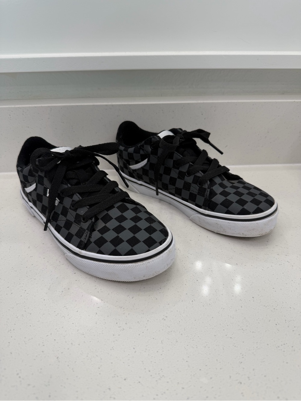 Vans Kids Black & Gray Checkerboard Low-Top Sneakers - Picture 2 of 5